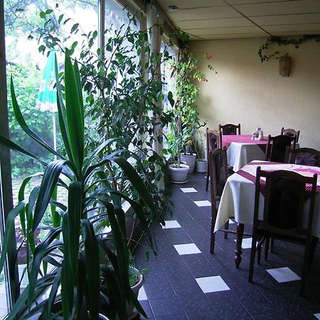 Guest House Zodiac Samokov Exterior photo